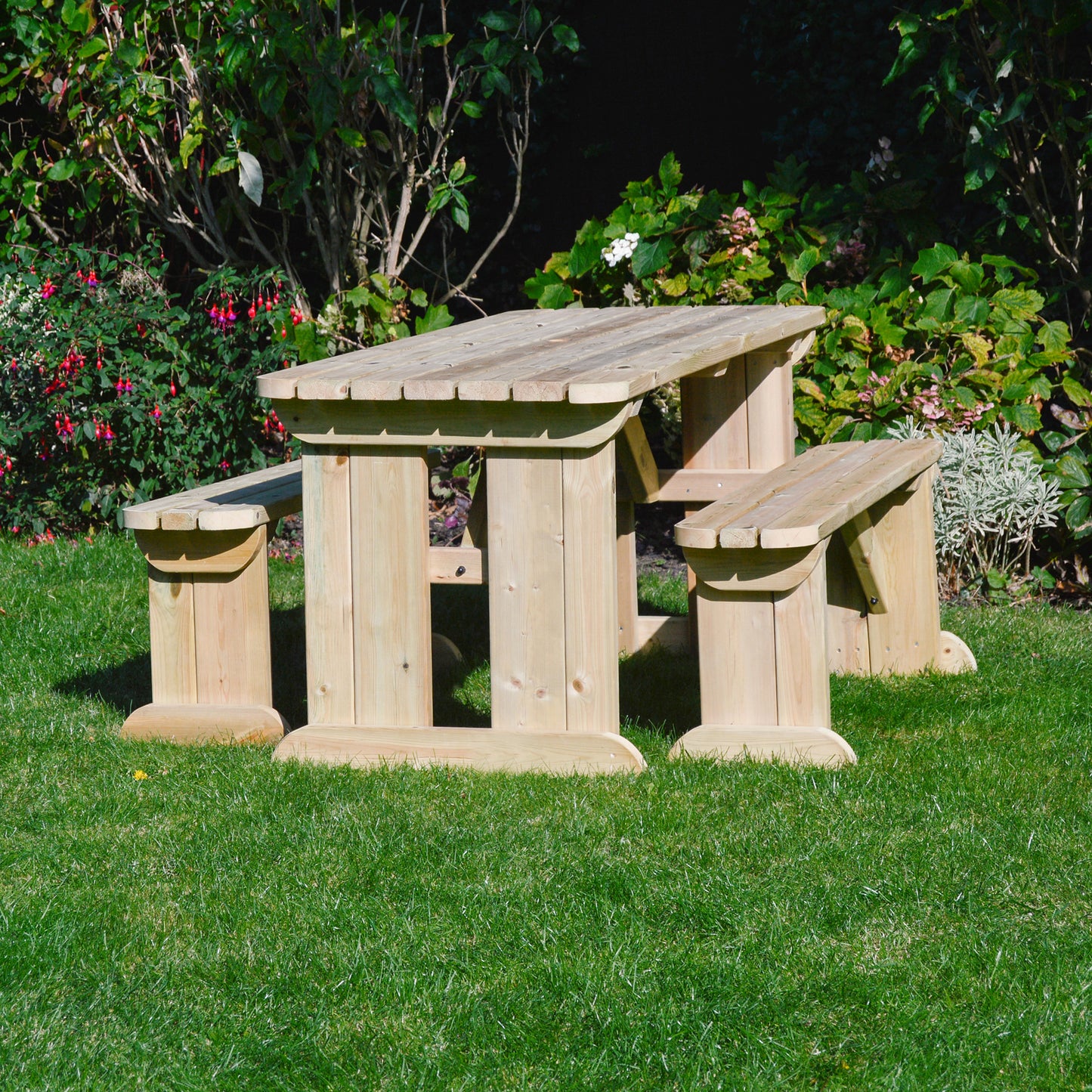 Tinwell Picnic Table And Bench Set