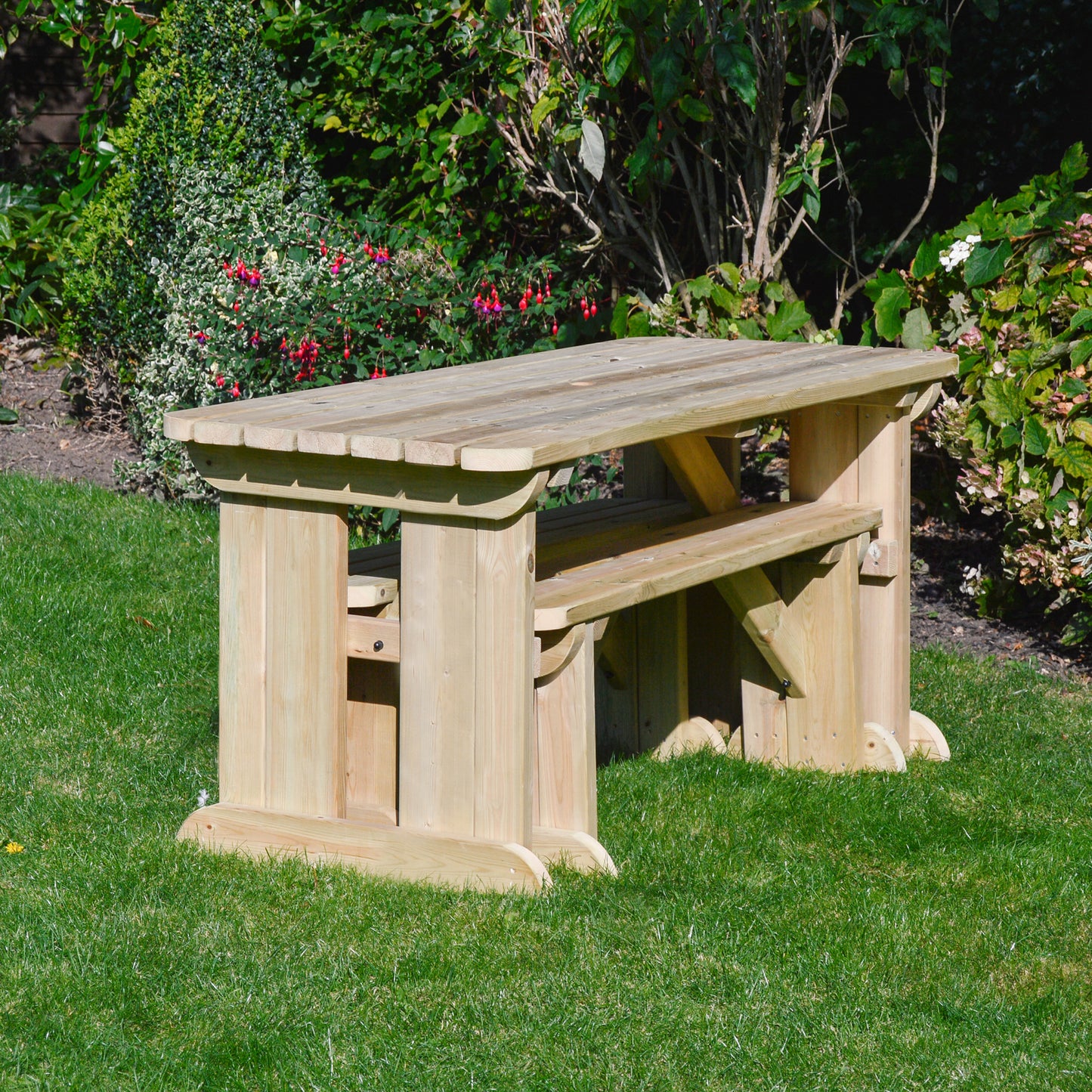 Tinwell Picnic Table And Bench Set