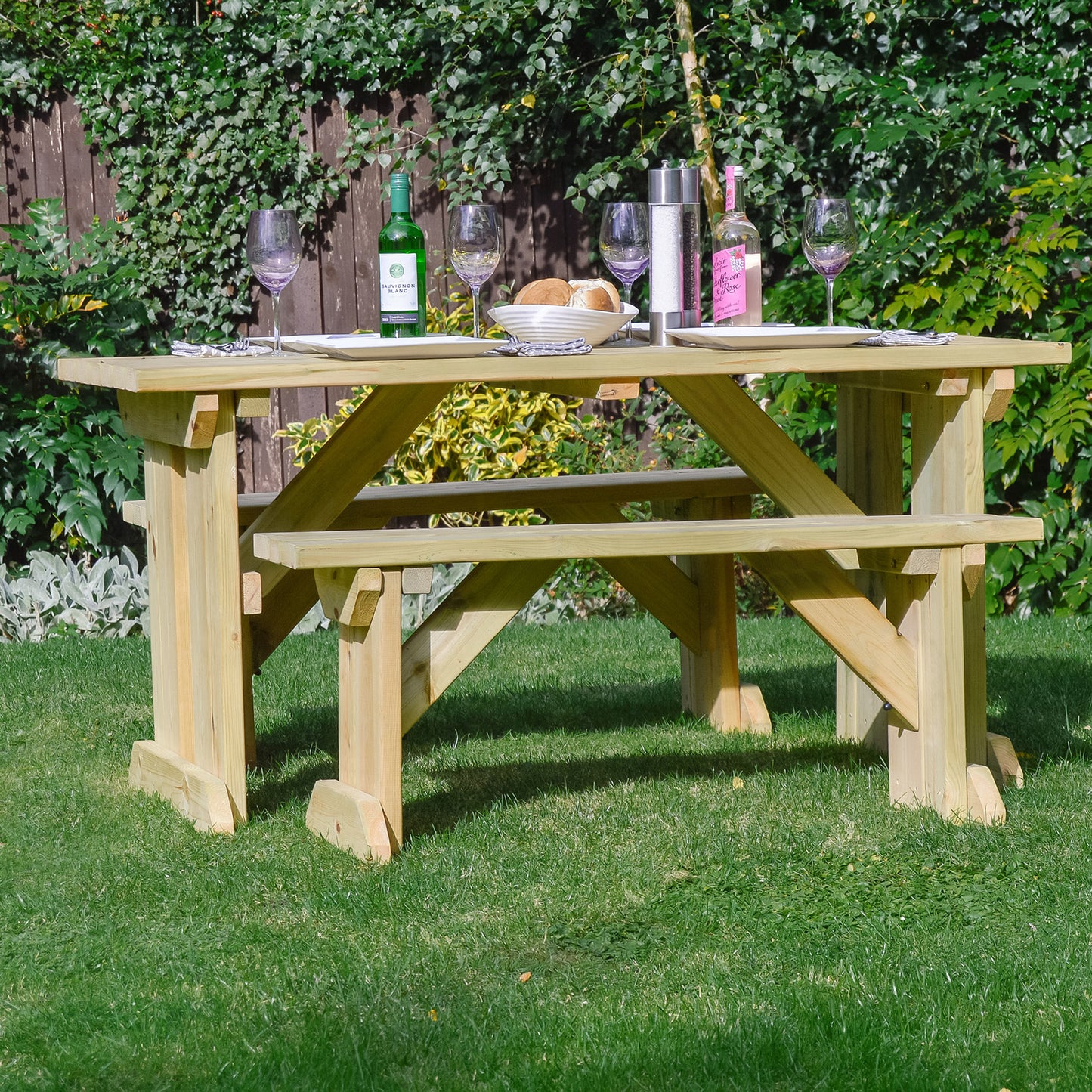 Tinwell Picnic Table And Bench Set