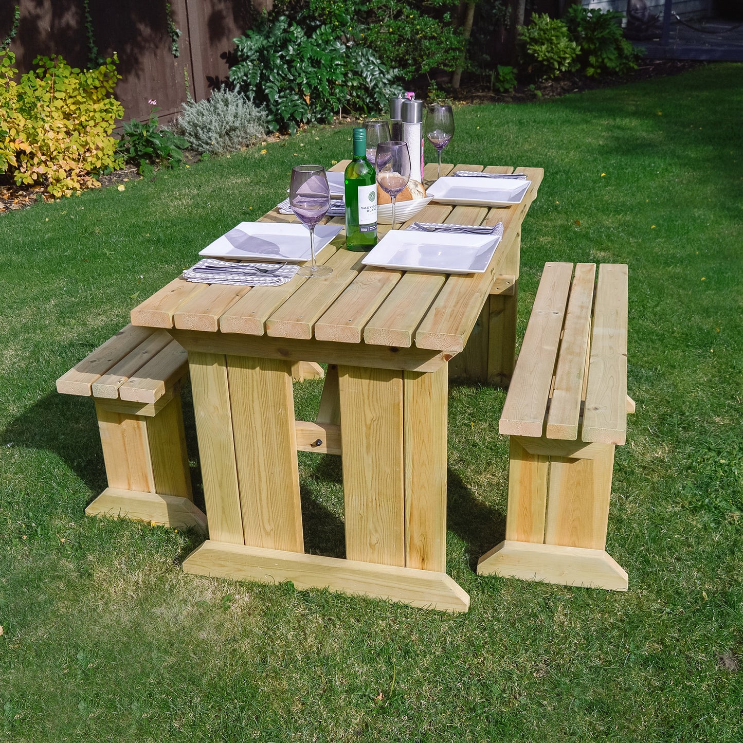 Tinwell Picnic Table And Bench Set